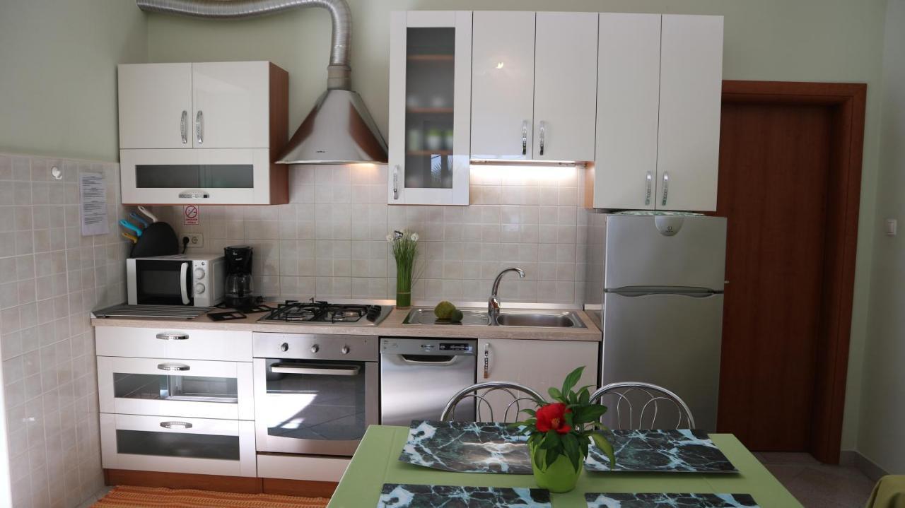 Apartments Komel II オパティヤ エクステリア 写真